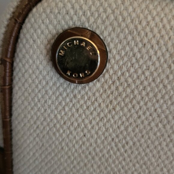 Michael Kors Greenwich Tote w/COA - Picture 6 of 12